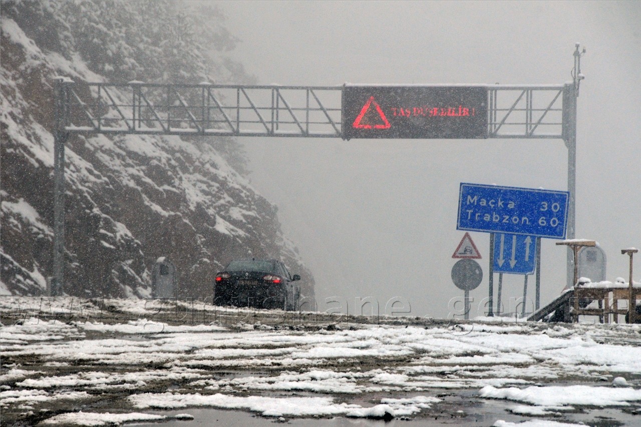 Zigana Dağında Kar Sürprizi 11