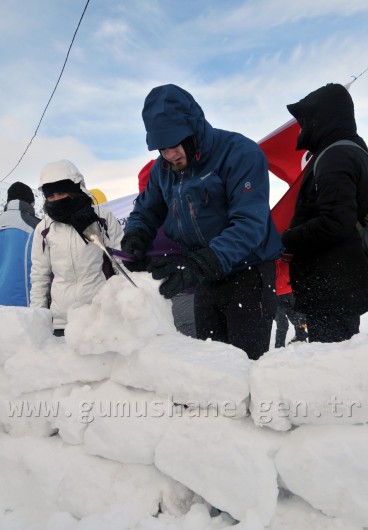 Dağcılar Zigana'da Kamp Kurdu 3