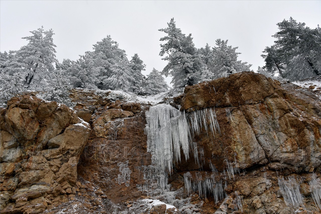 Zigana Nisan Ayında Buz’dan Örtüsünü Giydi 6