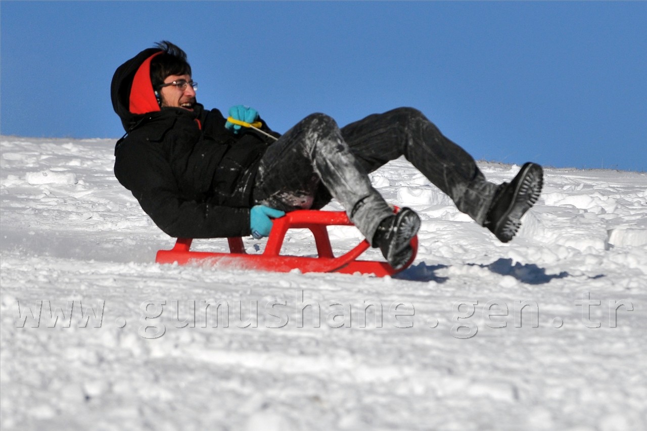 Zigana'da Kayak Keyfi Başladı 6