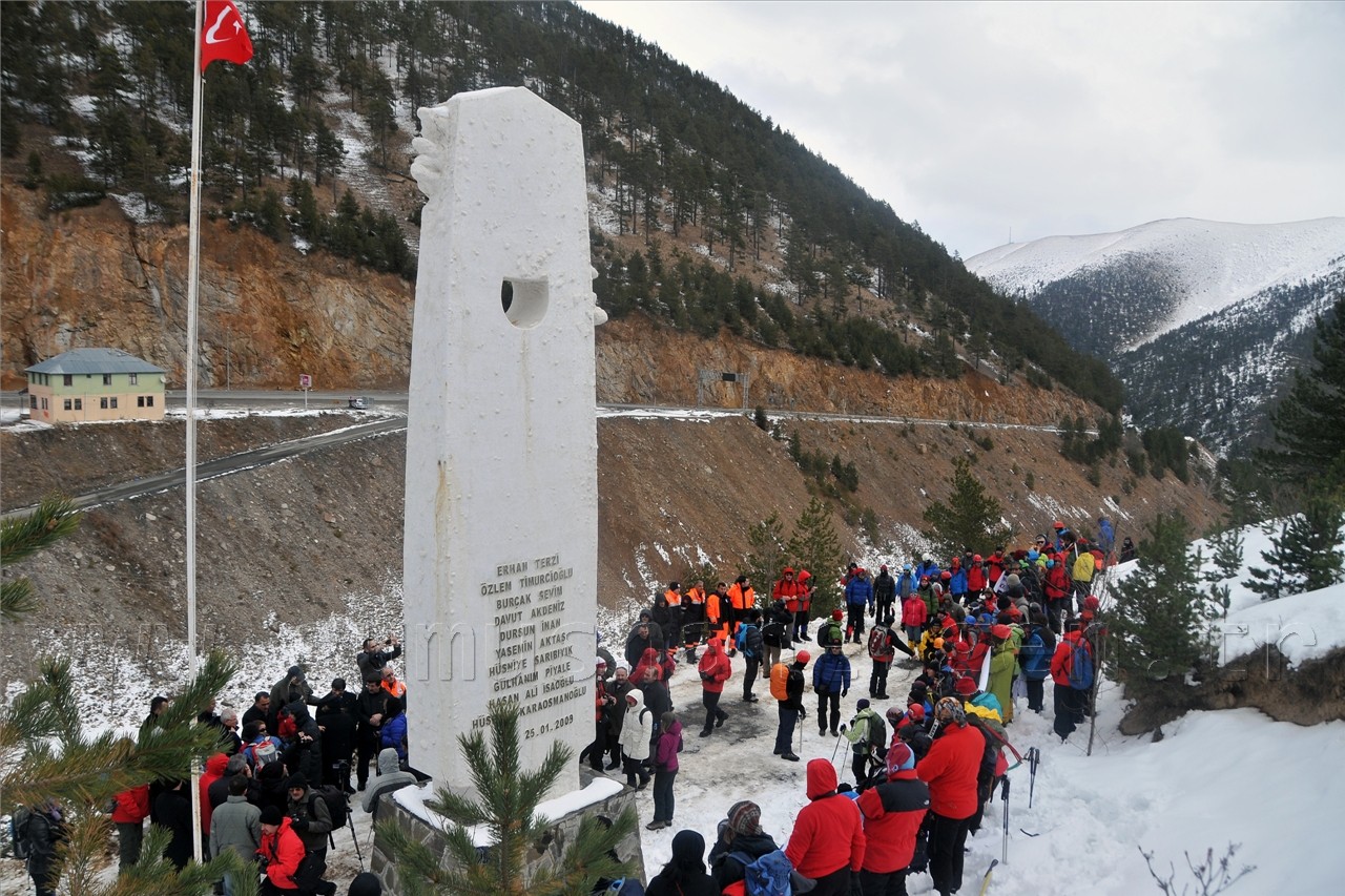 Zigana Çığ Faciasının 5. Yılında Anma Programı 6
