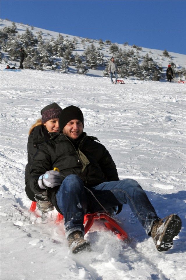 Zigana'da Kayak Keyfi Başladı 7