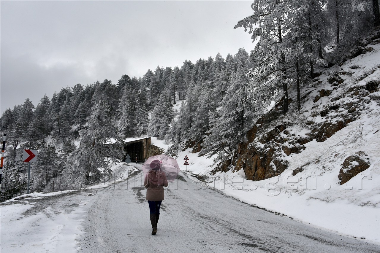 Zigana Nisan Ayında Buz’dan Örtüsünü Giydi 8