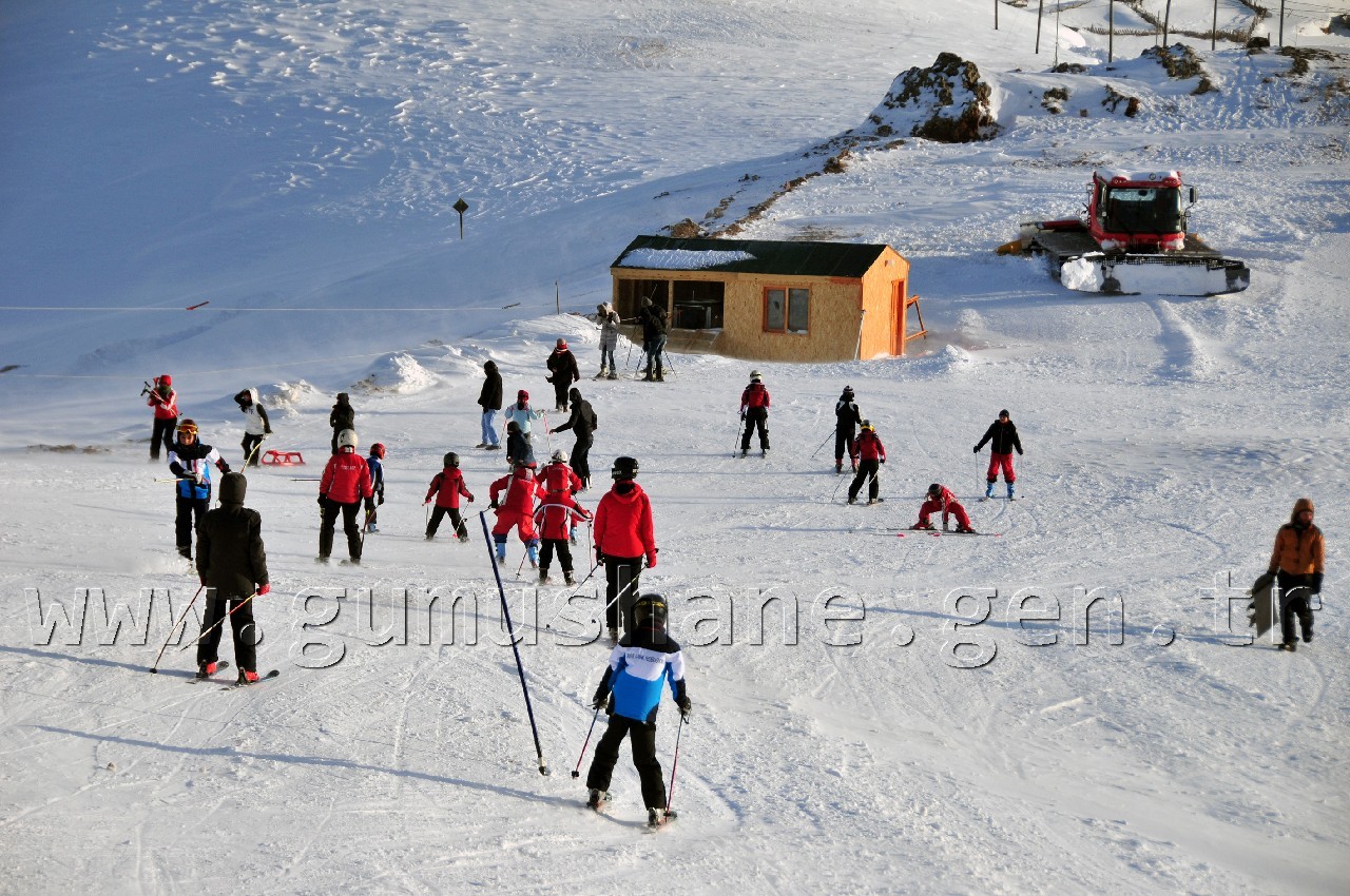 Zigana'da Kayak Şenliği Düzenlendi 9