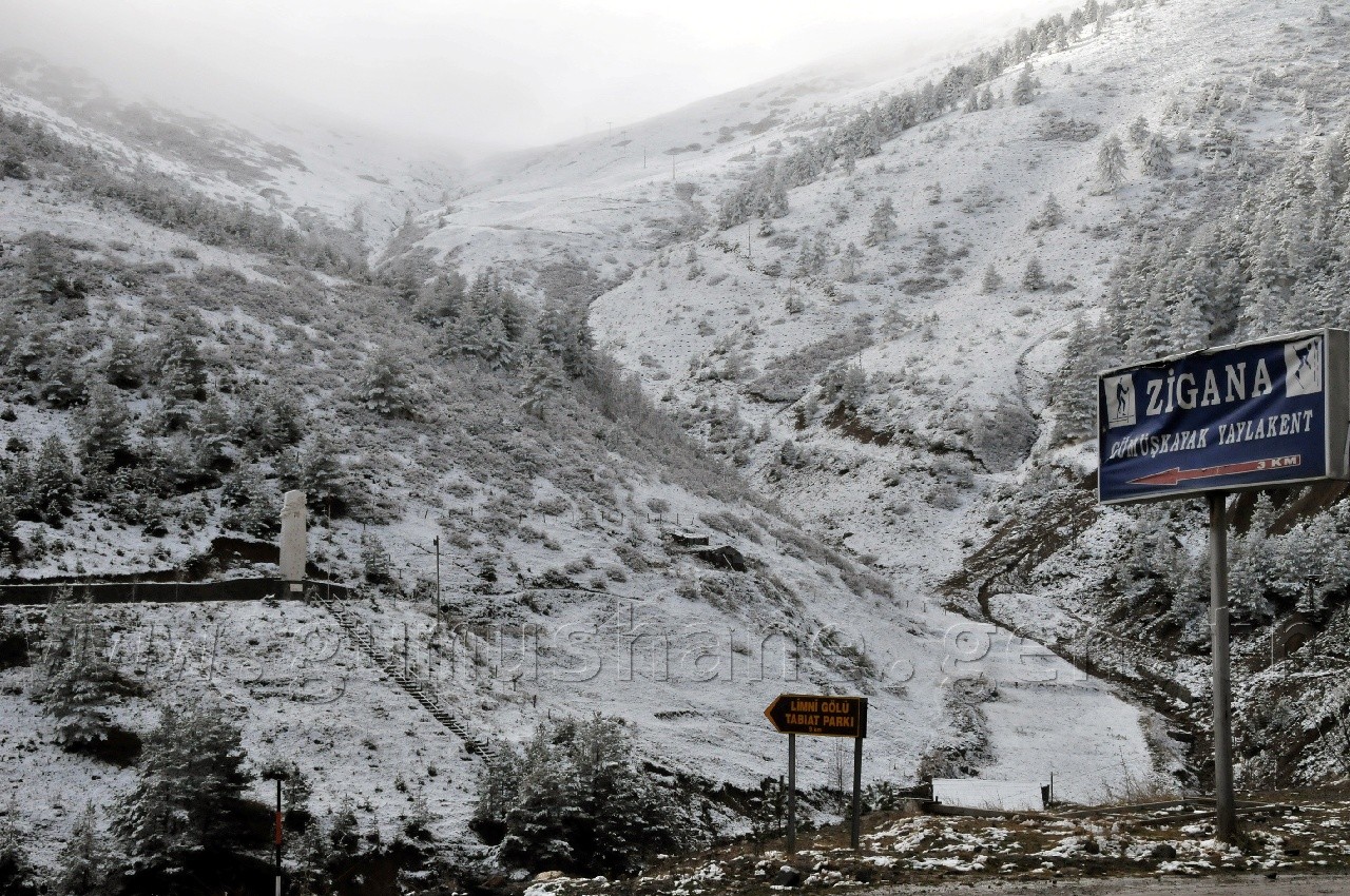 Zigana Dağı Beyaza Büründü 15