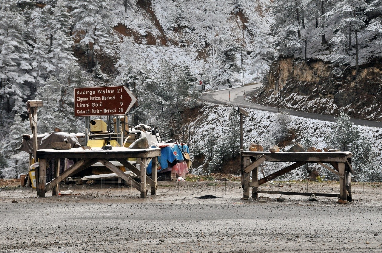Zigana Dağı Beyaza Büründü 18