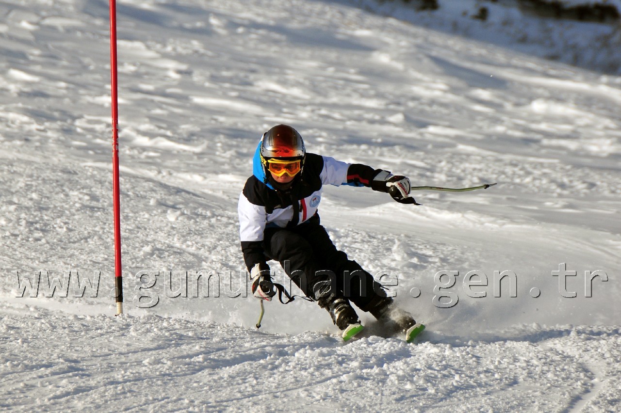 Zigana'da Kayak Şenliği Düzenlendi 3