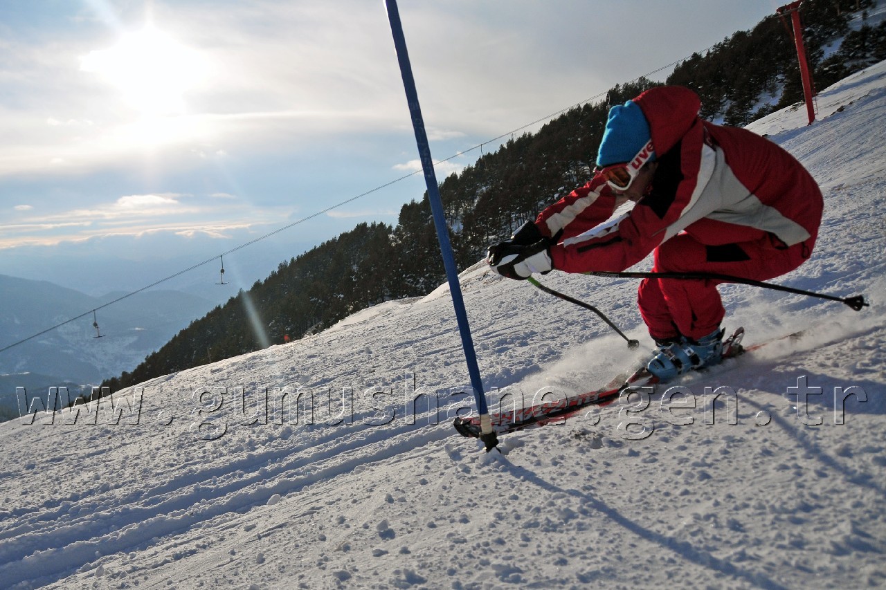 Zigana'da Kayak Şenliği Düzenlendi 6