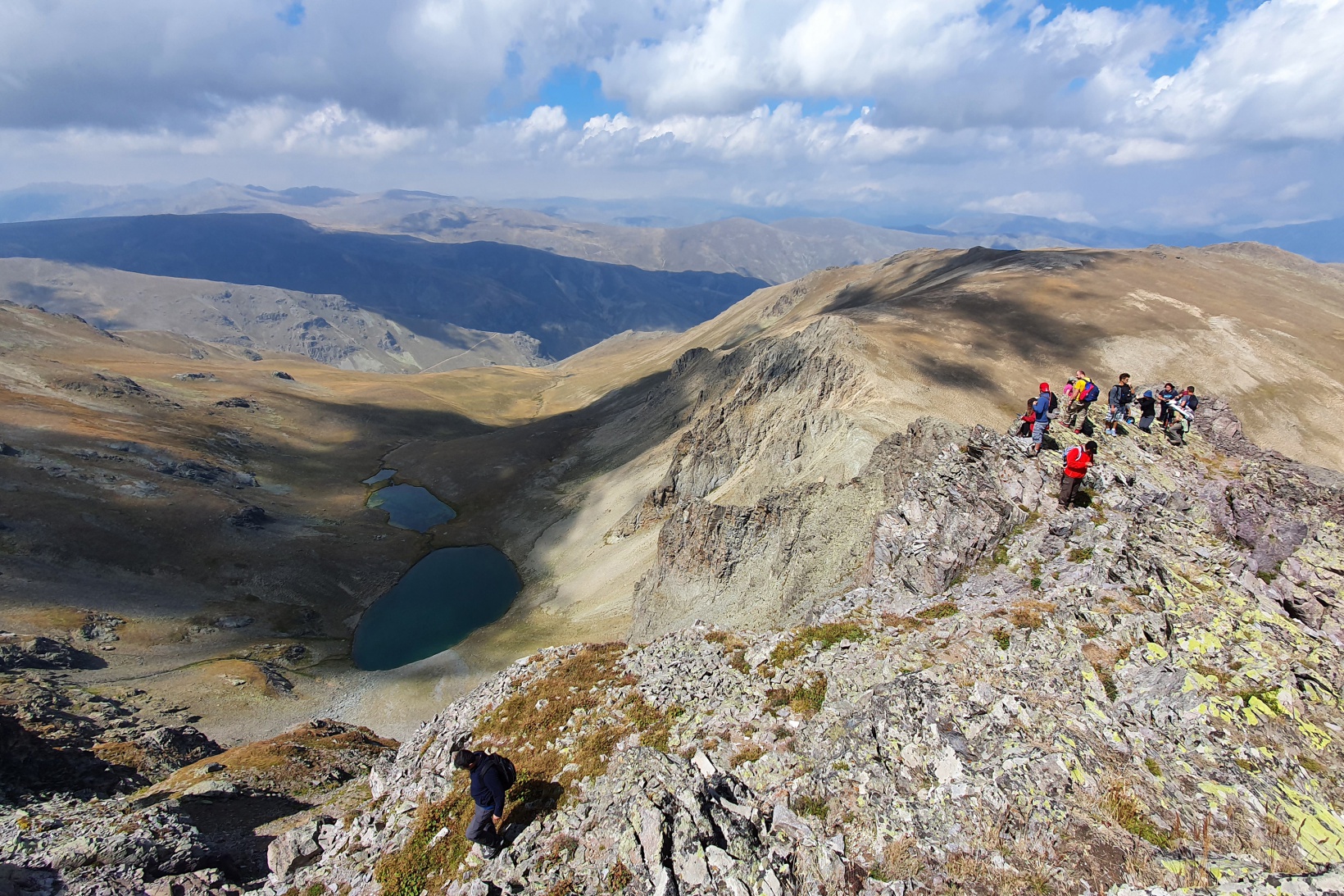 3 bin 331 metrede arkadaşlarını andılar 5