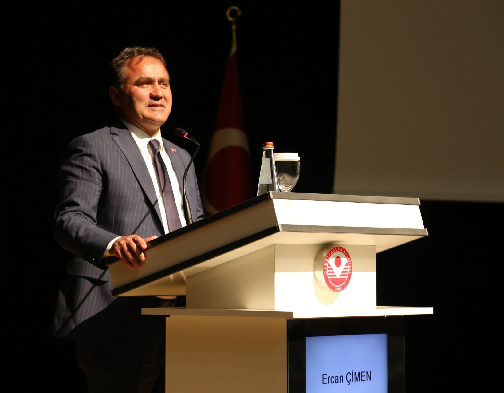 GÜ’de Mezuniyet Töreni Gerçekleştirildi 1