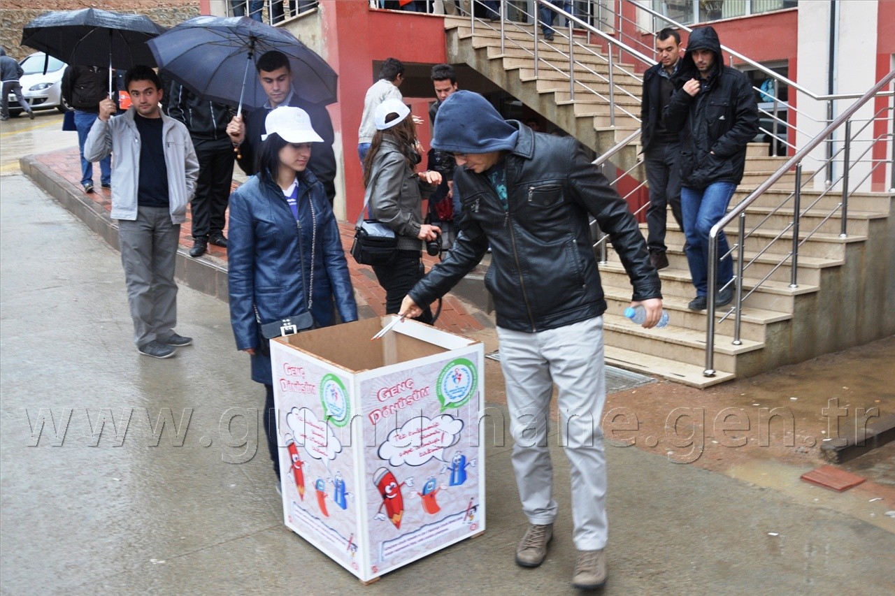 Tek Kullanımlık Sanma, Çöpe Atmaya Kalkma 3