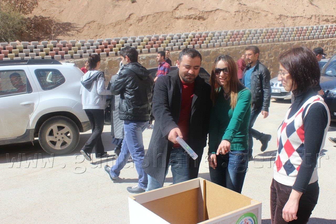 Gençlik Merkezi Üyelerinden İhtiyaç Sahibi Öğrencilere Destek 3