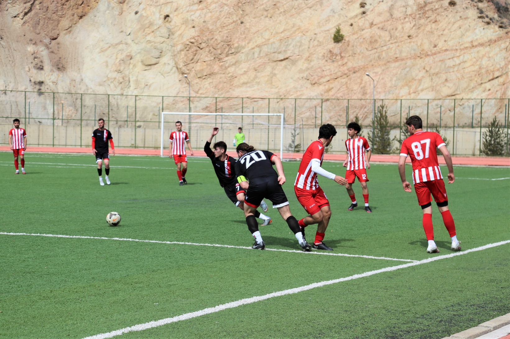 Gümüşhane Üniversitesi Spor Kulübü’nden 4-1’lik galibiyet 3