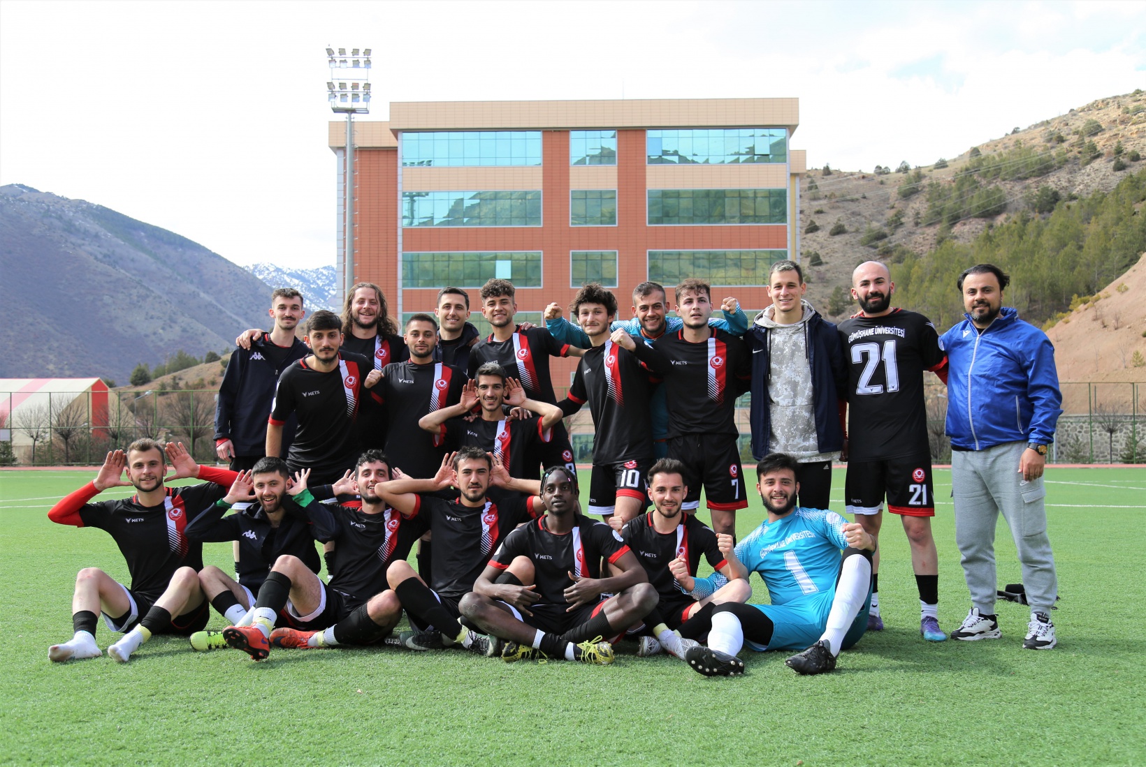 Gümüşhane Üniversitesi Spor Kulübü’nden 4-1’lik galibiyet 4