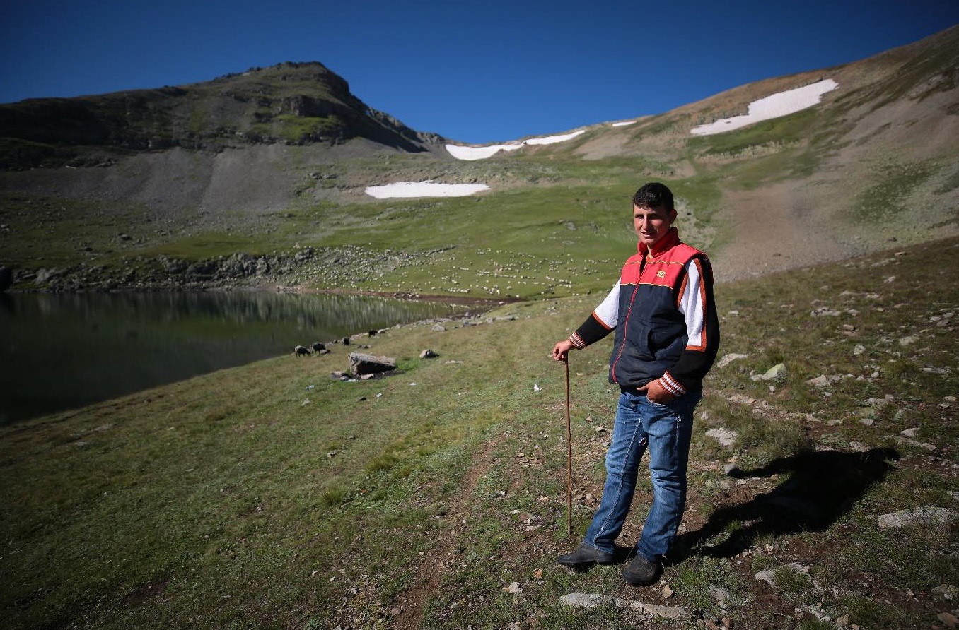 Gümüşhaneli gençler kamp ateşini Çakırgöl’de yaktı 8