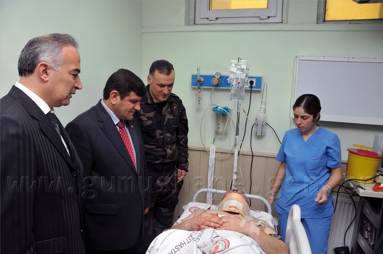 Özel Harekat Polisleri Kaza Yaptı: 7 Yaralı 7