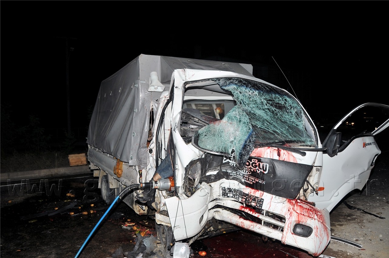 Gümüşhane'de Feci Kaza: 1 Ölü, 3 Yaralı 7