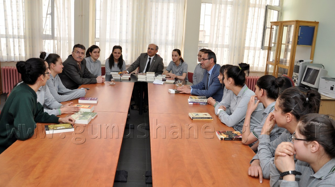 Haydi Kızlar Kitap Okumaya 2