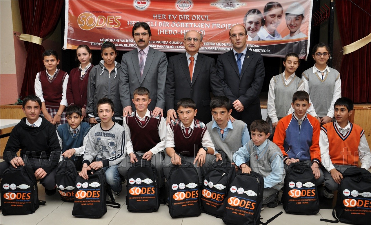 'Her Ev Bir Okul Her Veli Bir Öğretmen' Projesi Başladı 1