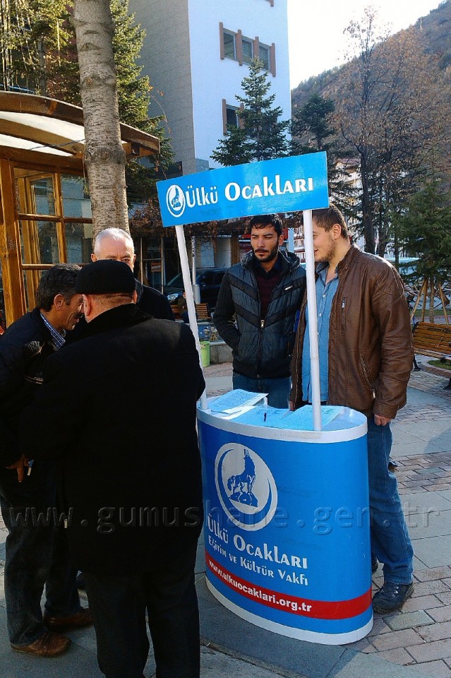 Ülkü Ocakları, Uygur Türkleri için imza kampanyası başlattı 2