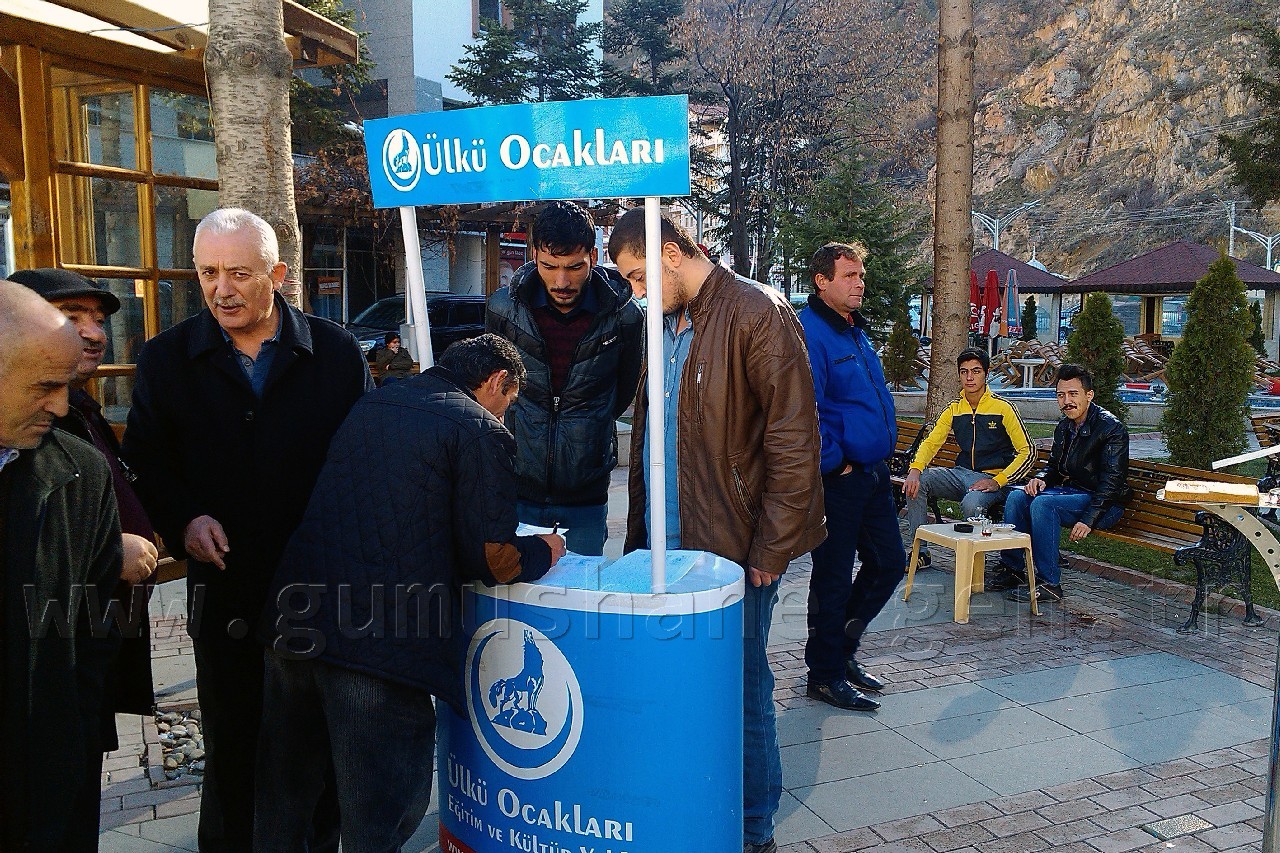 Ülkü Ocakları, Uygur Türkleri için imza kampanyası başlattı 3