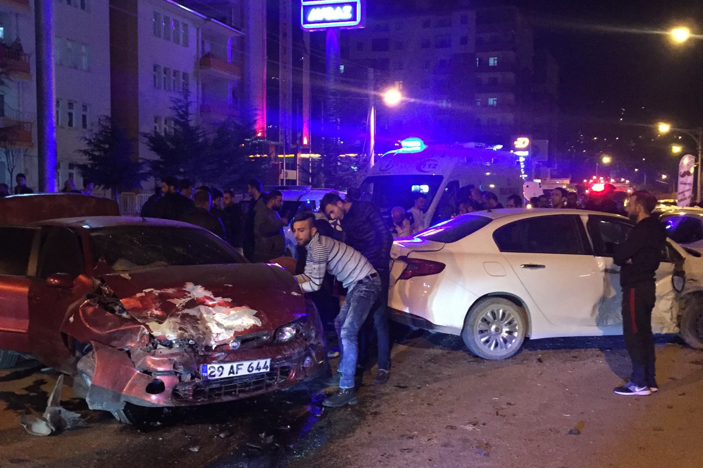 Gümüşhane’de zincirleme trafik kazası 4