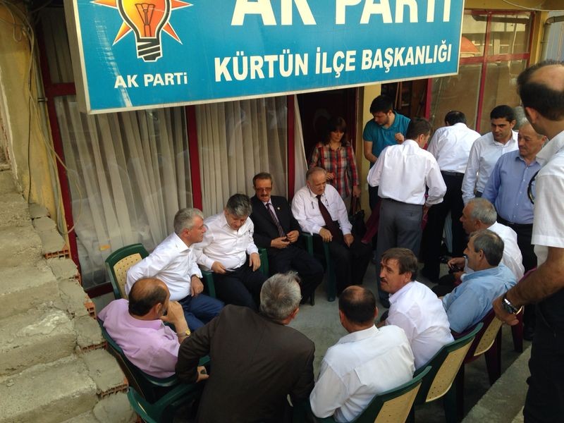 Milletvekili Aydın Gümüşhane’de Hemşehrileriyle Bayramlaştı 17