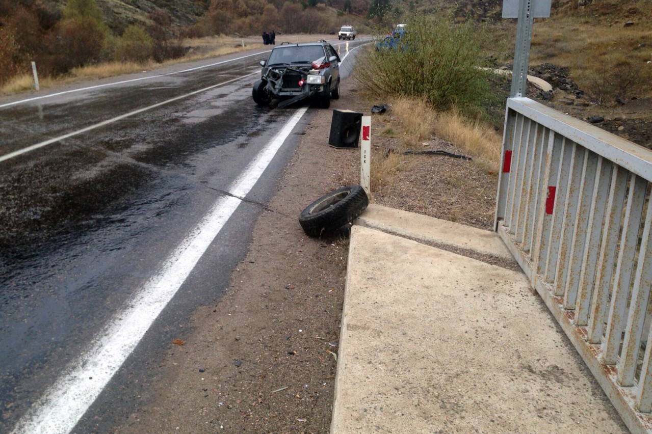 Kelkit yolunda kaza: 2 yaralı 3