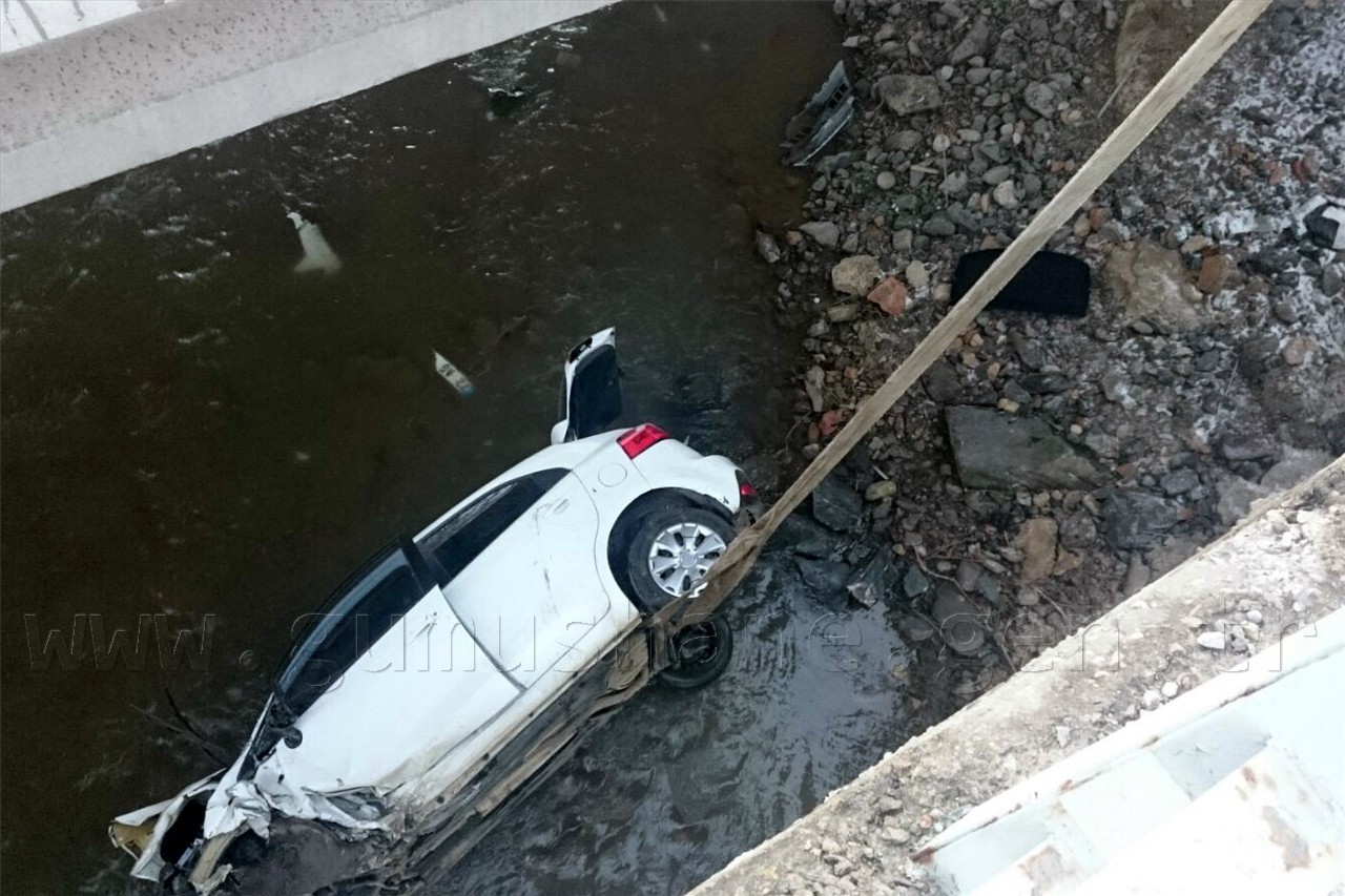 Gümüşhane'de kaza: 3 yaralı 23