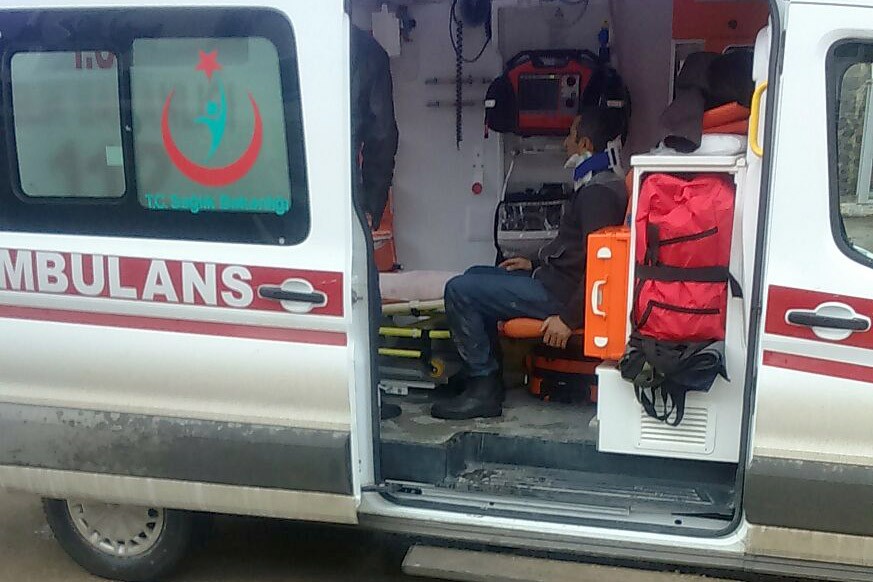 Gümüşhane'de korkutan kaza: 4 yaralı 4