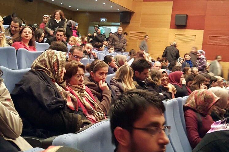 Gümüşhaneli tiyatroya aç 2