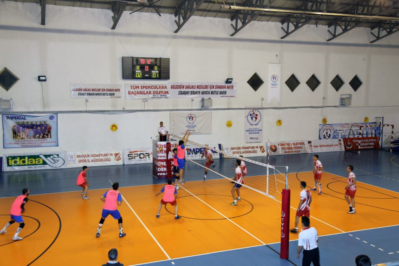 Torul’da Kaymakamlık Kupası Voleybol Turnuvası Başladı 10