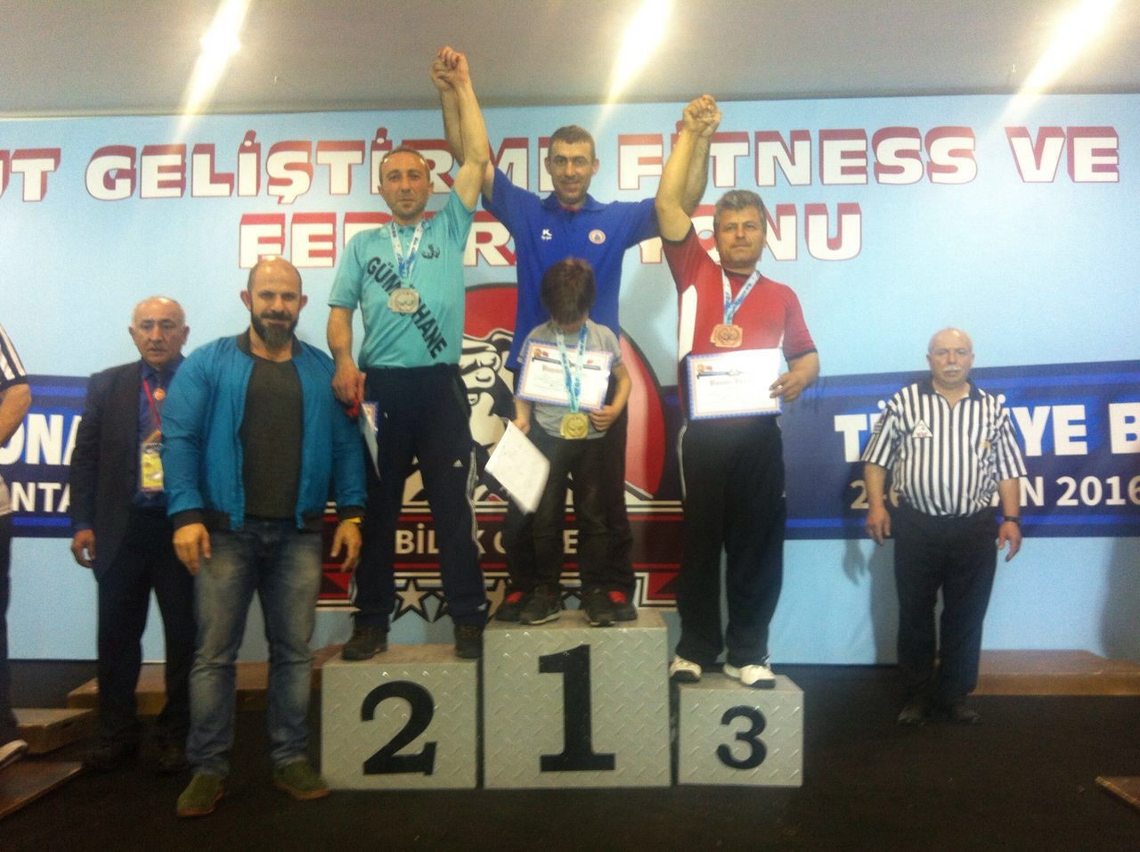 Avrupa'nın bileğini bükeceğiz 3