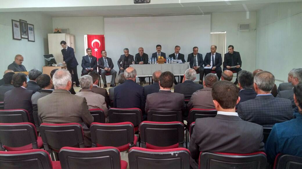 Torul’da köy muhtarları ile toplantı 8