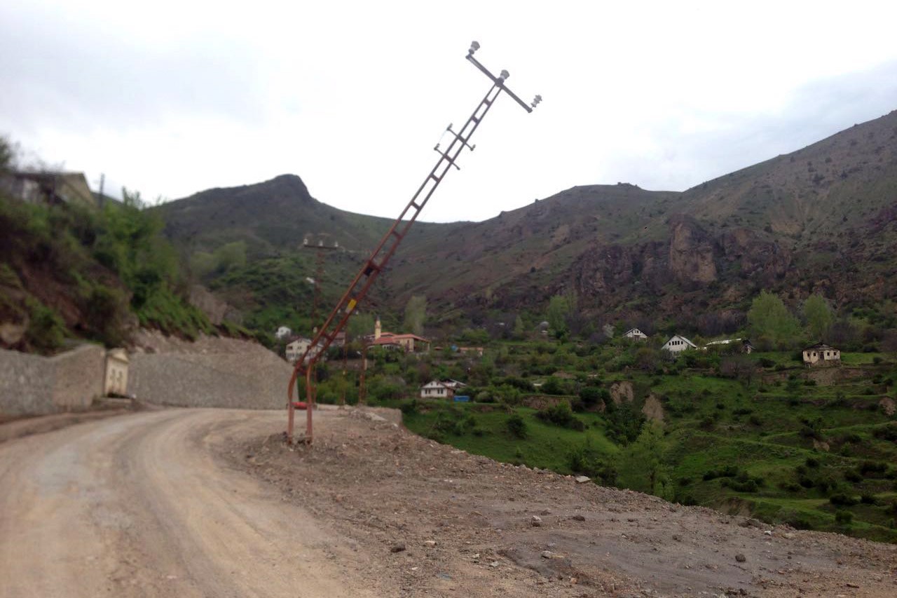 Süleymaniye yolunda çalışmalara direk engeli 3