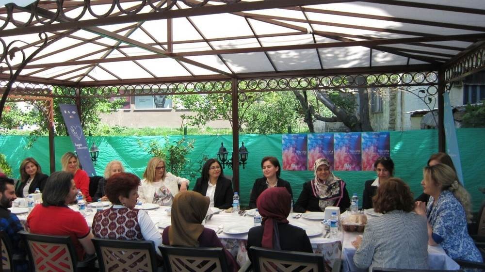 Gümüşhane’nin ilk kadın korosuna teşekkür yemeği 2