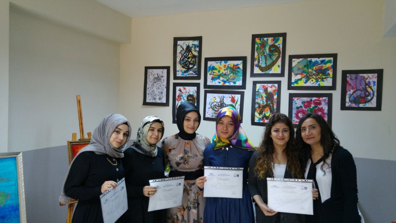 KYK öğrencilerinden yılsonu sergisi 4