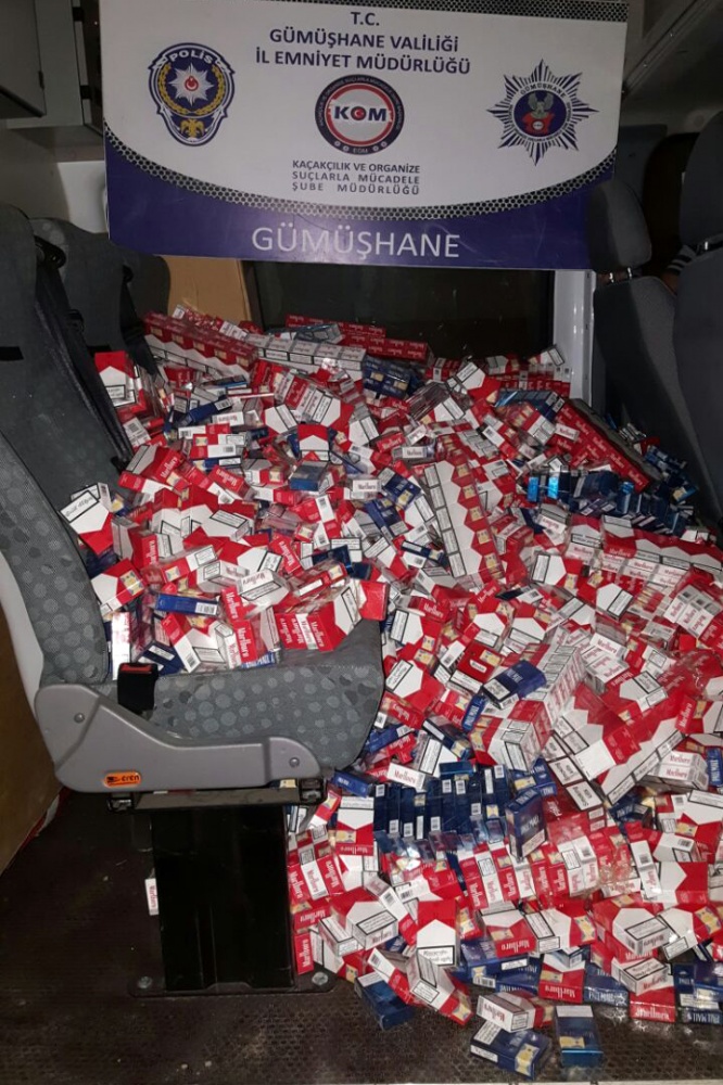 Gümüşhane’de 4 bin 60 paket kaçak sigara ele geçirildi 1