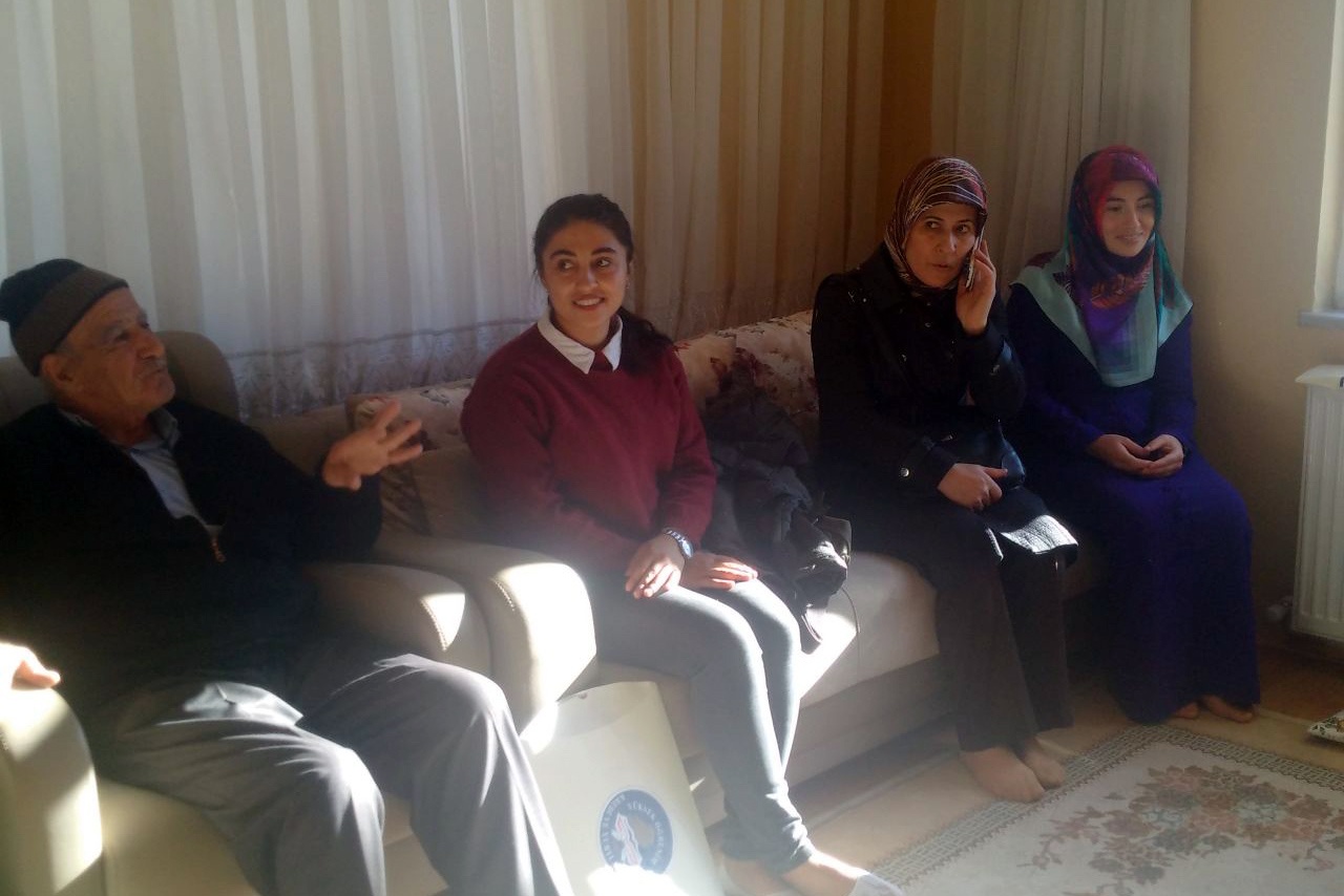 KYK’lı gençler öğretmenler gününü unutmadı 3