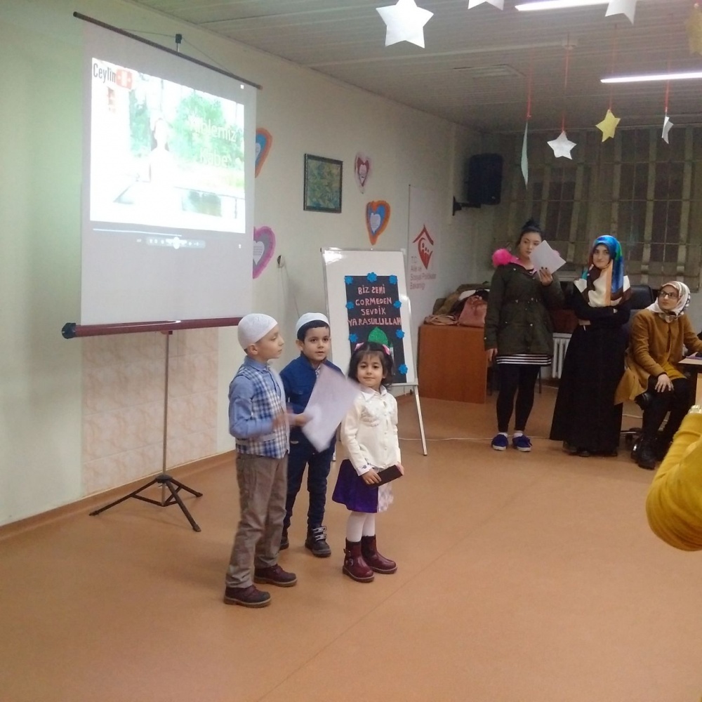 KYK’lı gençler Mevlid kandilinde dualarda buluştu 5