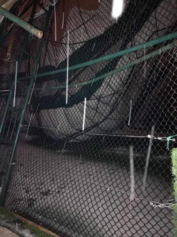 Şiran’da halı saha çöktü: 4 yaralı 2