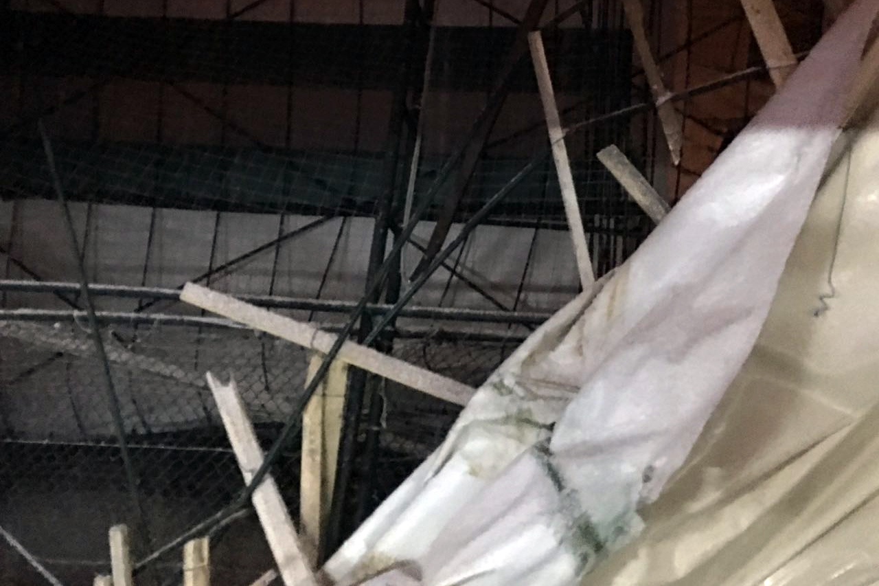 Şiran’da halı saha çöktü: 4 yaralı 7