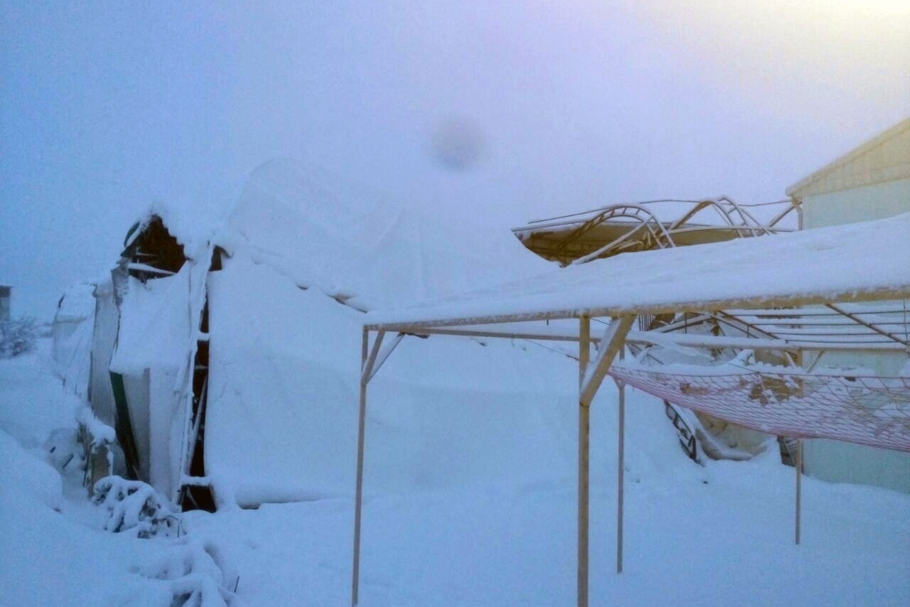 Şiran’da halı saha çöktü: 4 yaralı 16