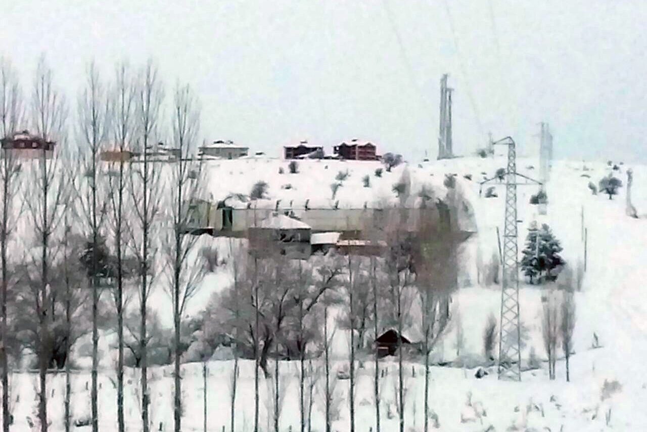 Şiran’da halı saha çöktü: 4 yaralı 15