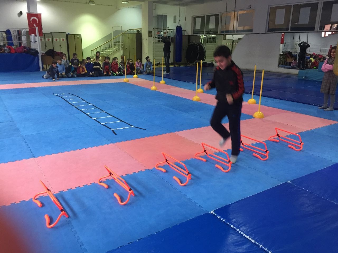 Minik kalpler atletizm için atıyor 2