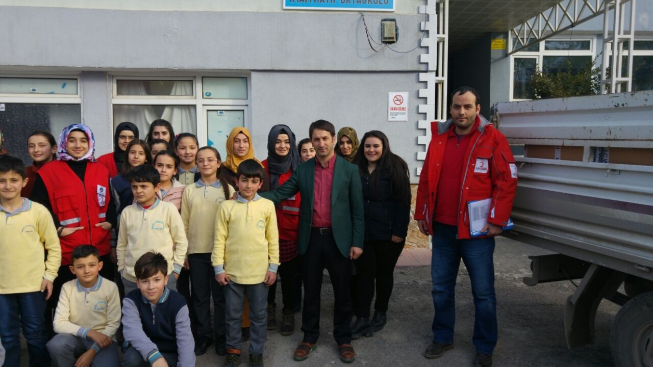 Türk Kızılayı yardımlarına devam ediyor 10