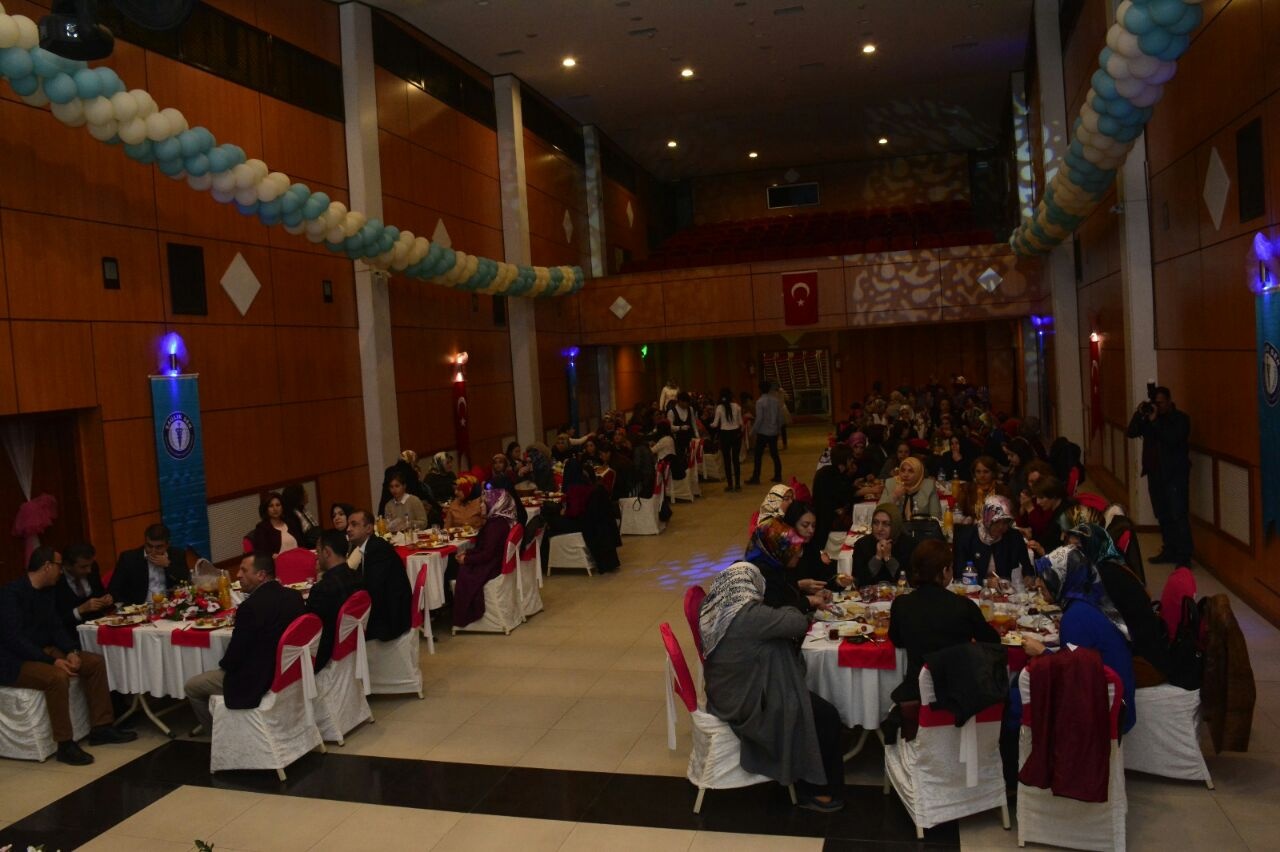 Sağlık-Sen Kadın Kollarından kahvaltı programı 22