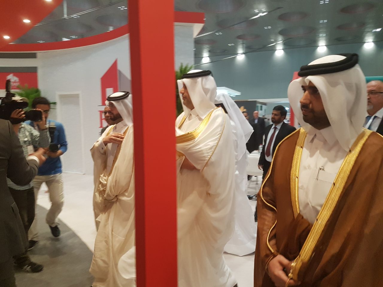 Katar’da pestil kömeye yoğun ilgi 1