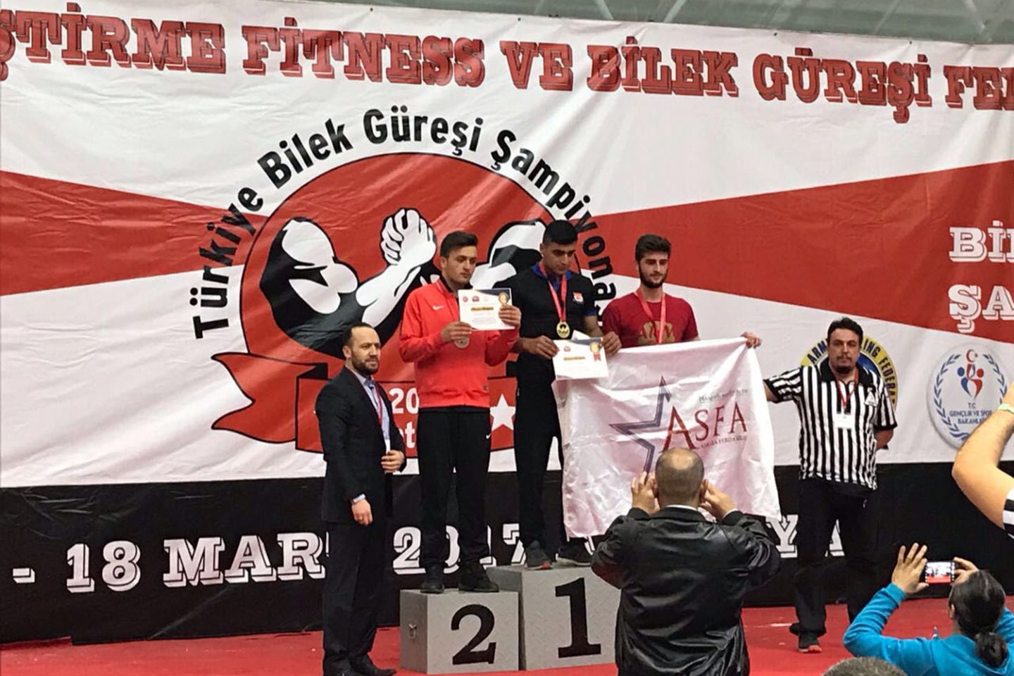 Bükülmez bilekler 2