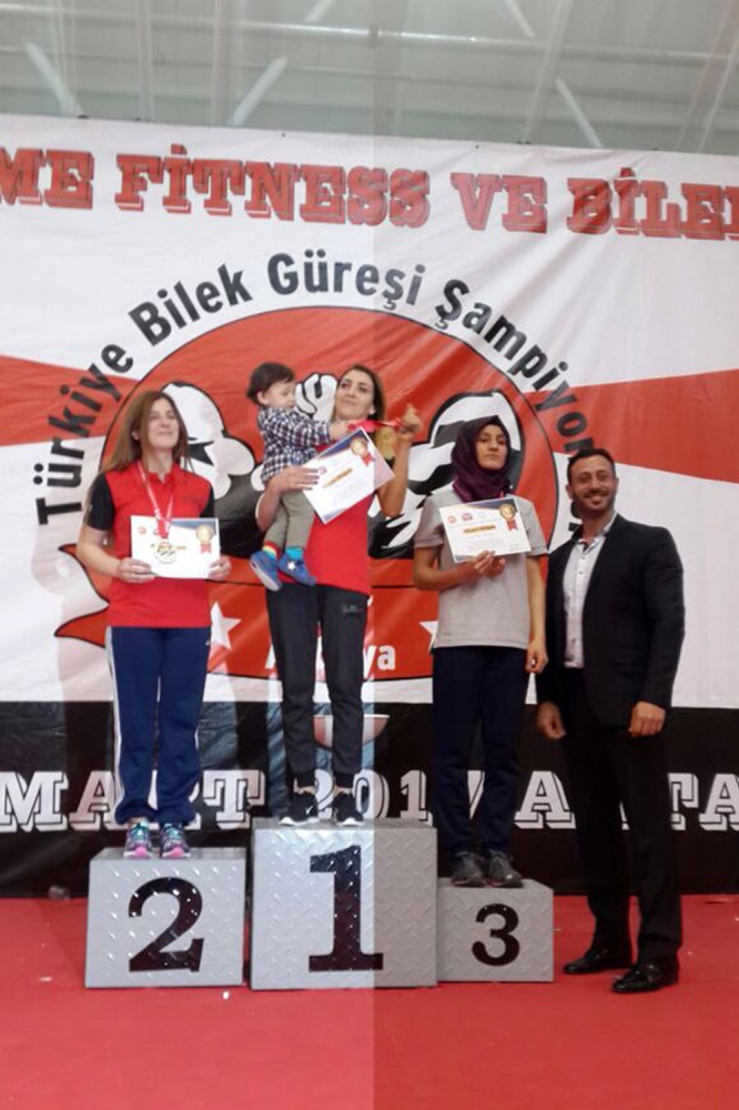 Bükülmez bilekler 1